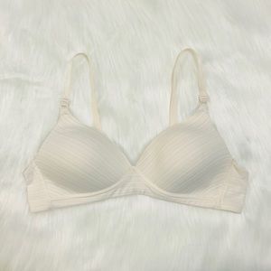 barely there Lightly Padded Demi Bra 36A